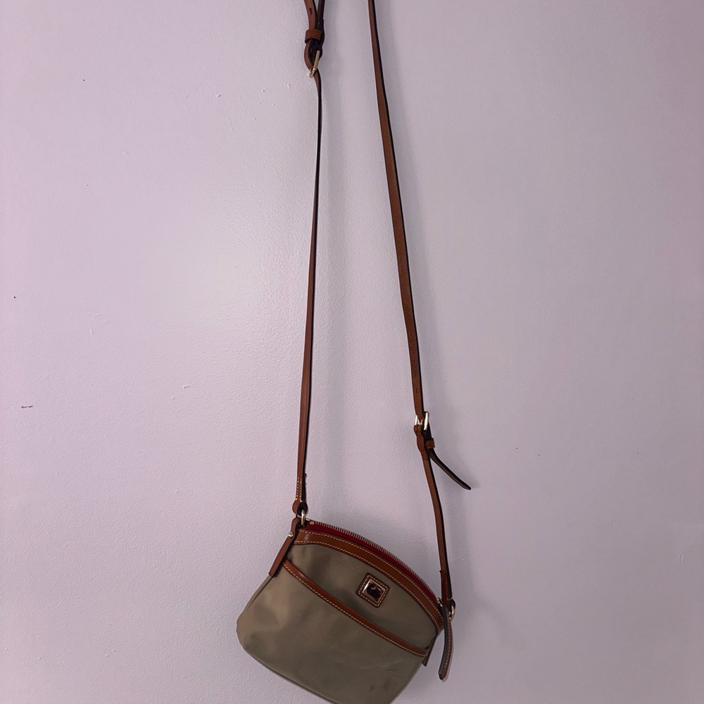 Dooney and Bourke Crossbody Purse (small)